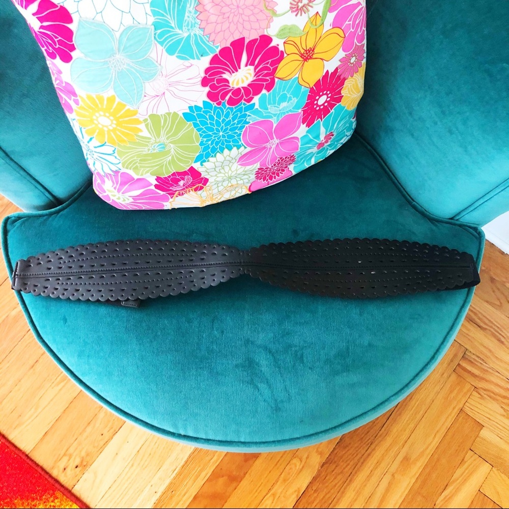 LANE BRYANT Faux Leather Cut Out Reversible Belt